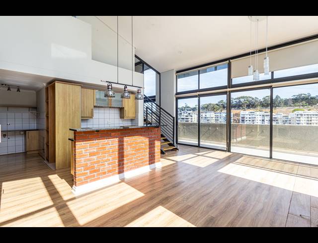 3 BEDROOM APARTMENT FOR SALE IN TYGER WATERFRONT